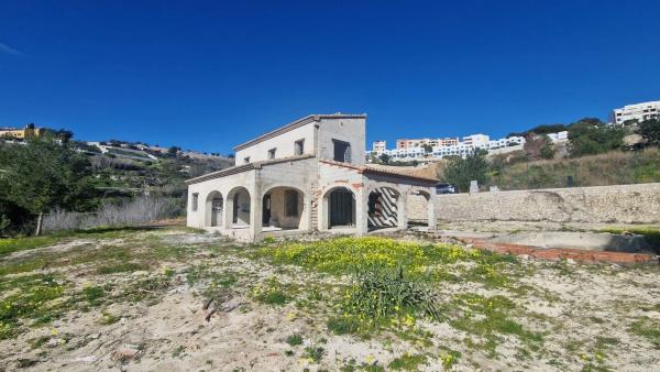 Finca rústica en venta en Dolores , Dolores thumbnail 1