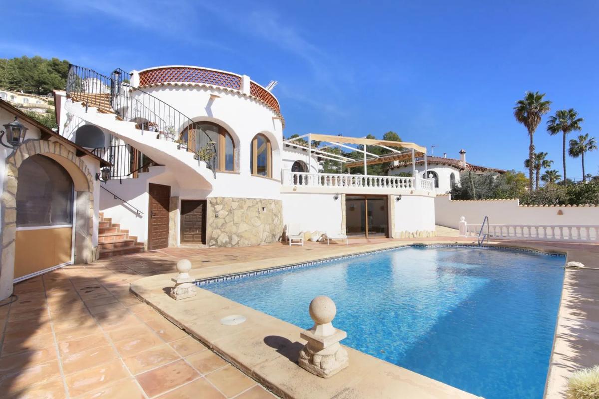 Properties for sale and rent in Spain photo 2