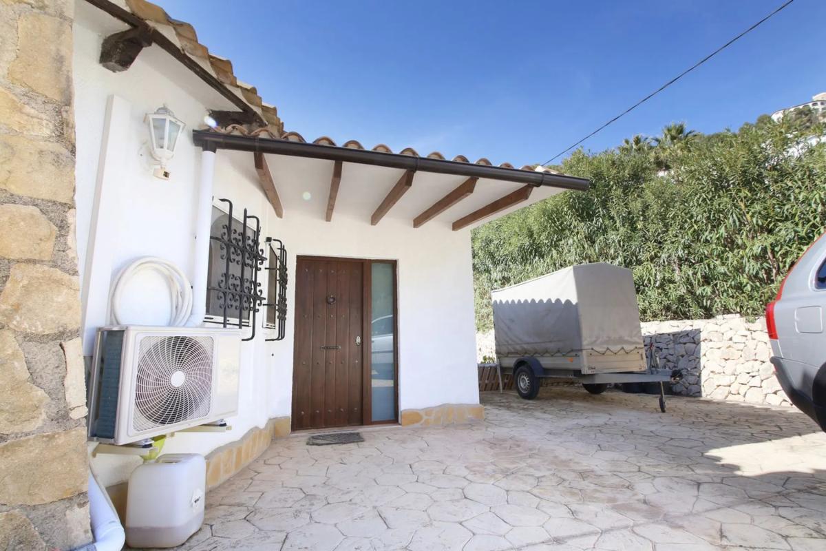 Properties for sale and rent in Spain photo 4