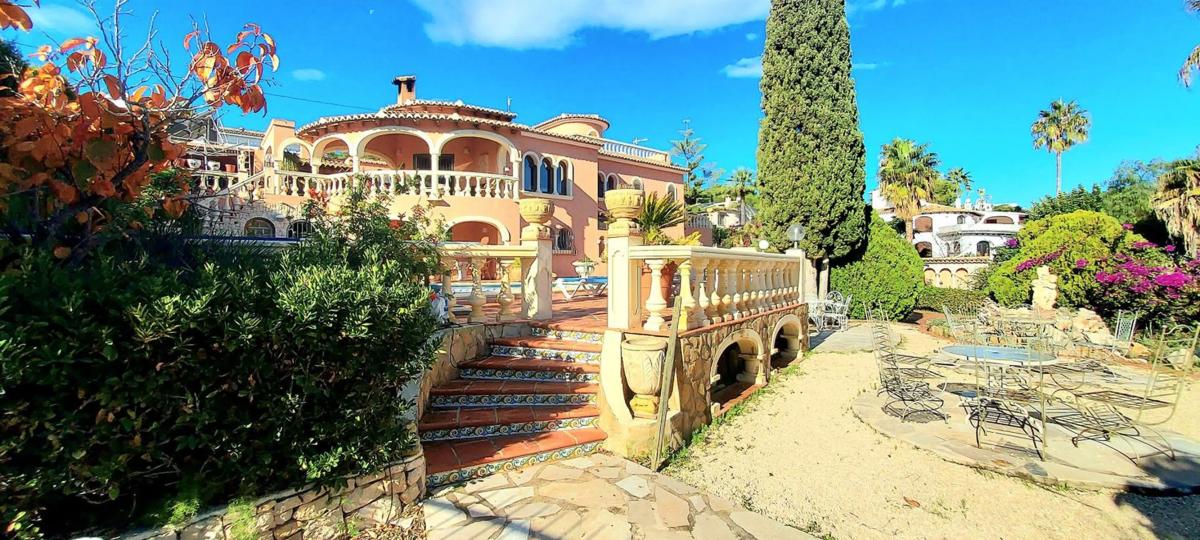 Properties for sale and rent in Spain photo 2