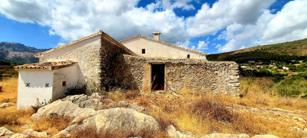 Propiedades en venta y alquiler en España photo 2