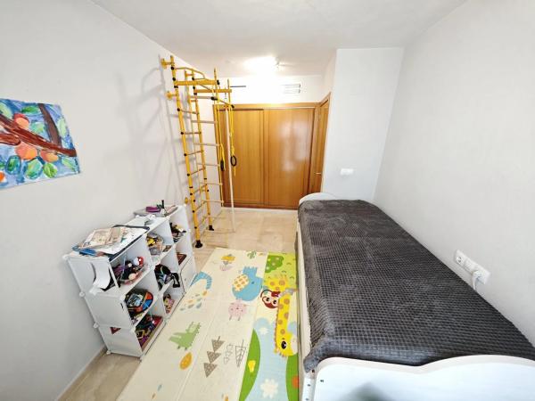 Квартира на продажу на  Plaza Nou d'Octubre, 6, Бенисса photo 4