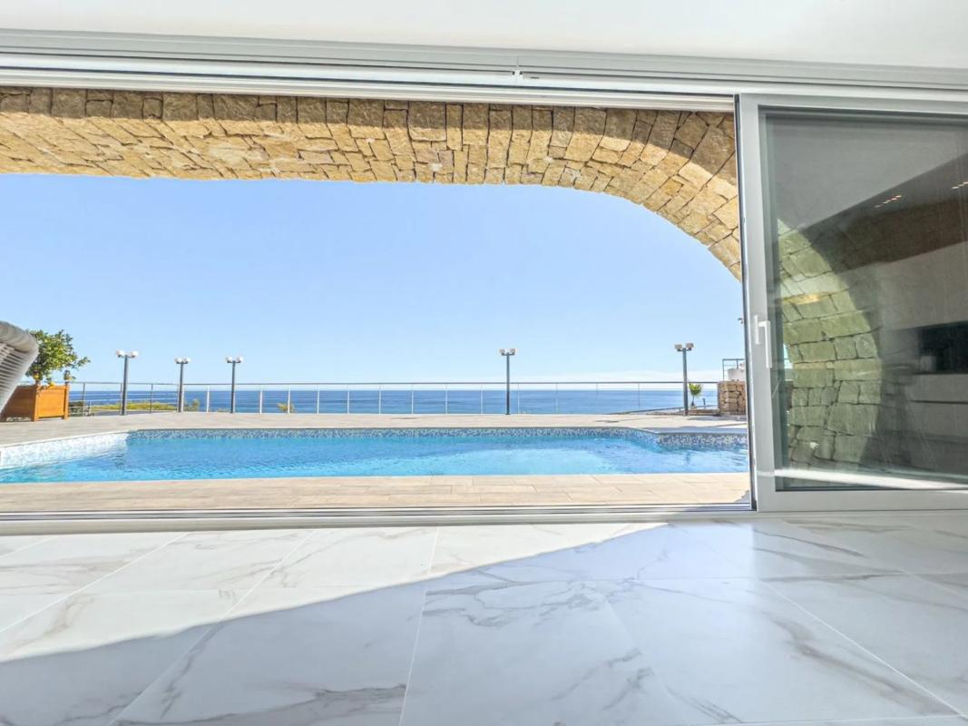 Properties for sale and rent in Spain photo 5