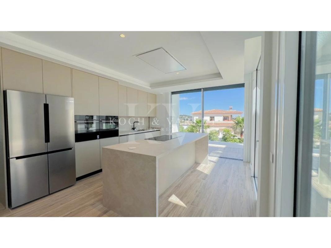 Properties for sale and rent in Spain photo 4