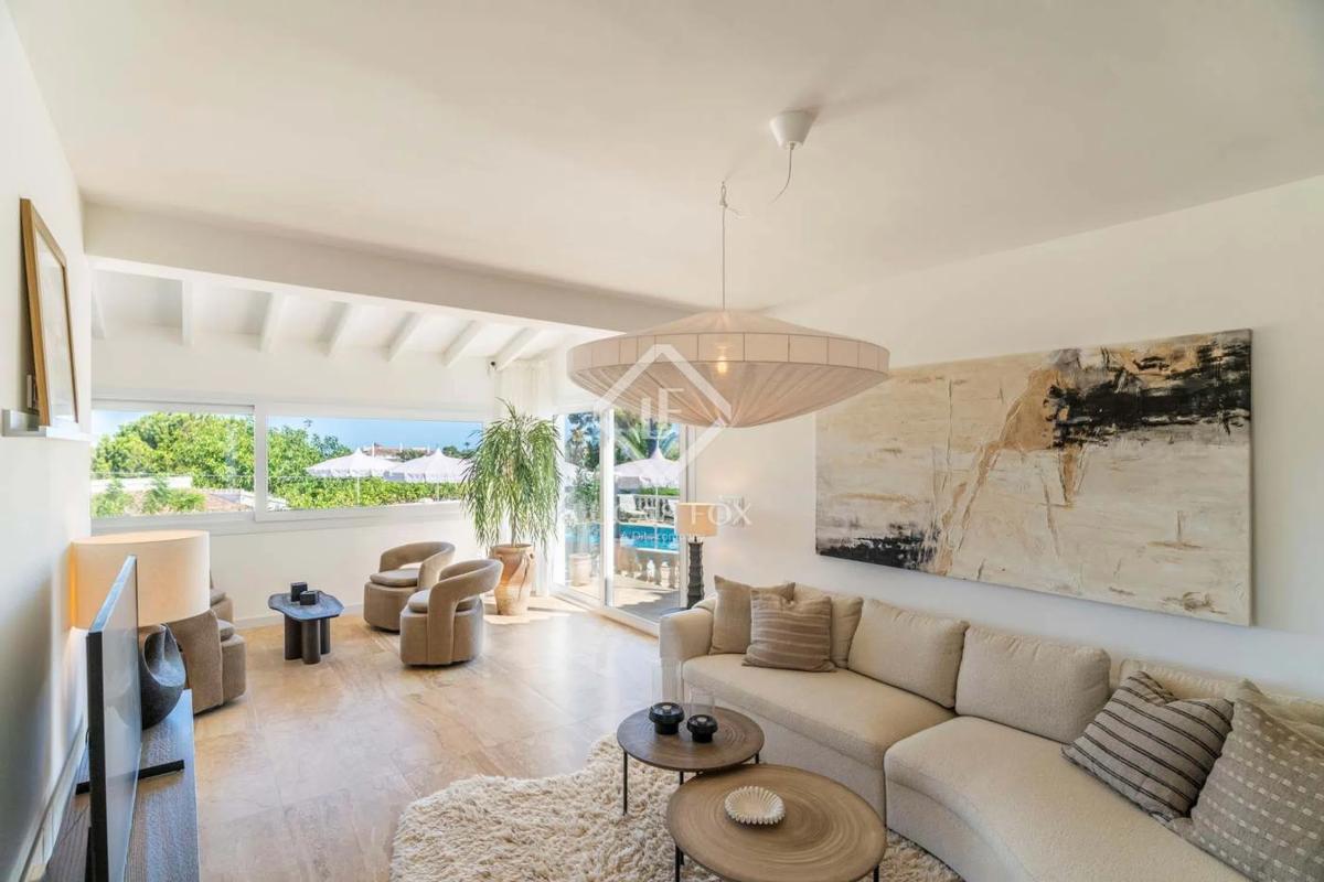 Properties for sale and rent in Spain photo 3