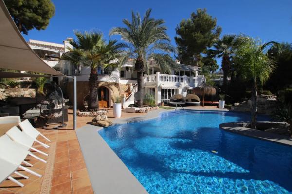 Chalet independiente en venta en La Viña - Montemar - San Jaime, Benissa
 photo 1