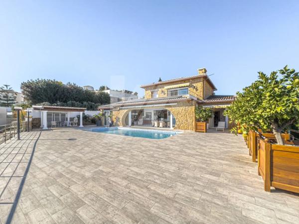 Chalet independiente en venta en La Fustera, Benissa
 photo 1