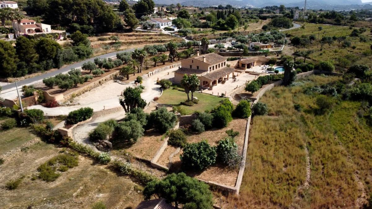 Propiedades en venta y alquiler en España photo 2