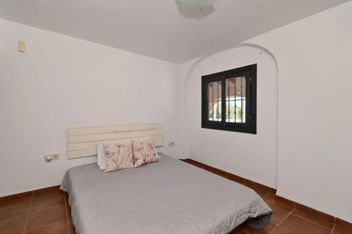 Propiedades en venta y alquiler en España photo 1