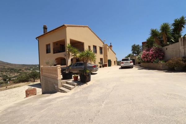 Finca rústica en venta en Benissa pueblo , Benissa thumbnail 2
