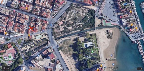 Terreno en calle Campoamor s/n photo 4