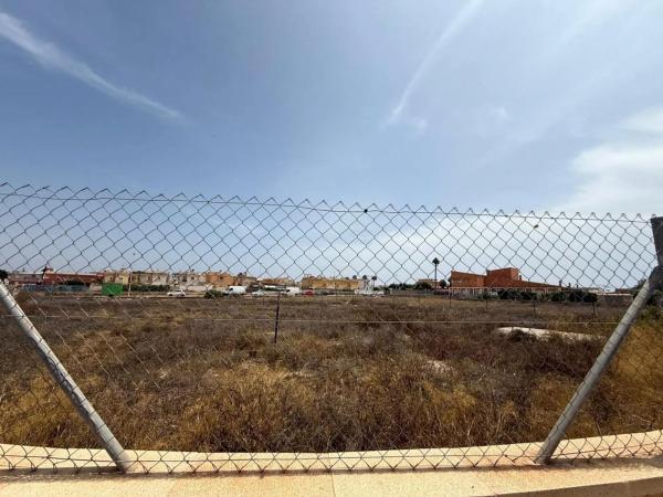 Terreno en avenida Baleares thumbnail 1
