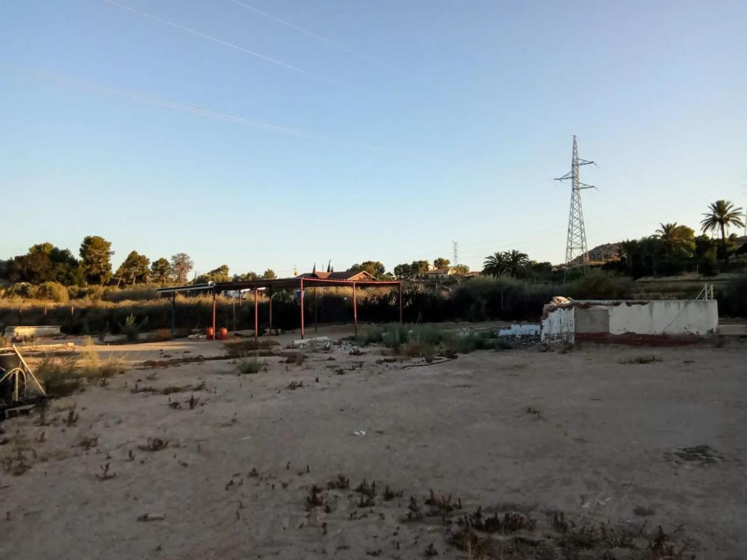 Terreno en venta en Elche / Elx, Alicante photo 2