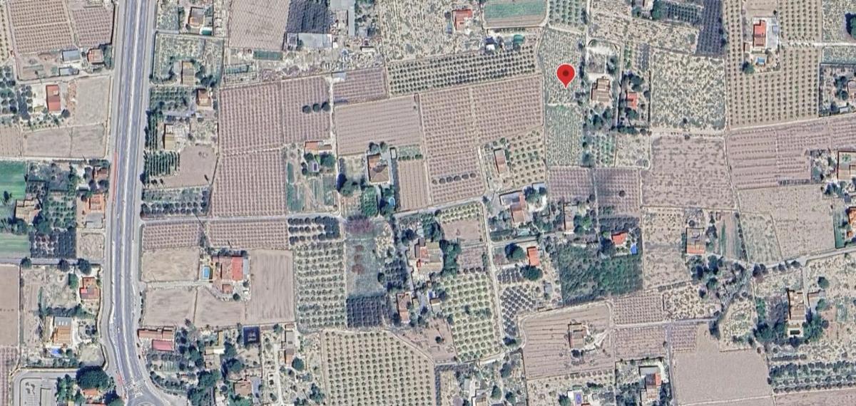 Terreno en venta en Elche / Elx, Alicante photo 1