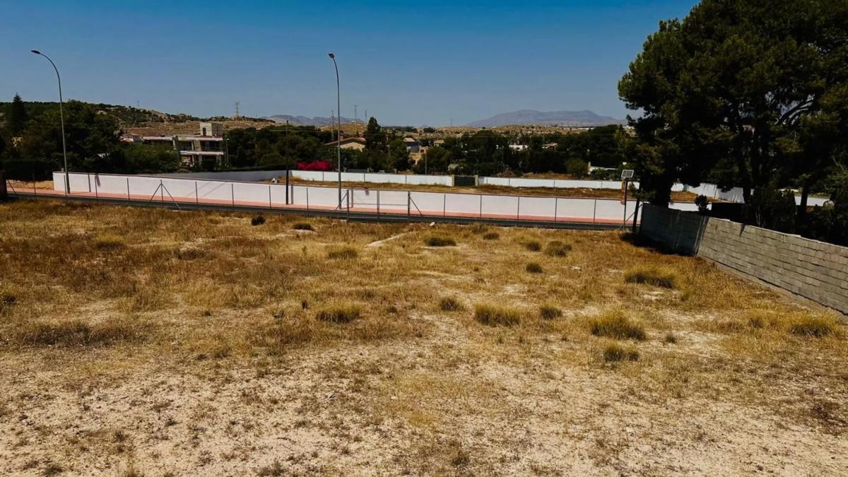 Terreno en venta en Alicante / Alacant, Alicante photo 5