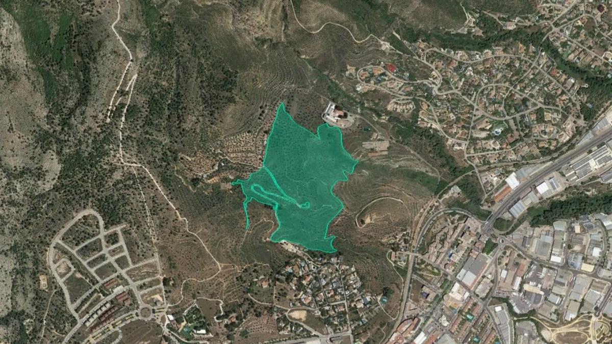 Terreno en venta en Alcoy / Alcoi, Alicante photo 2