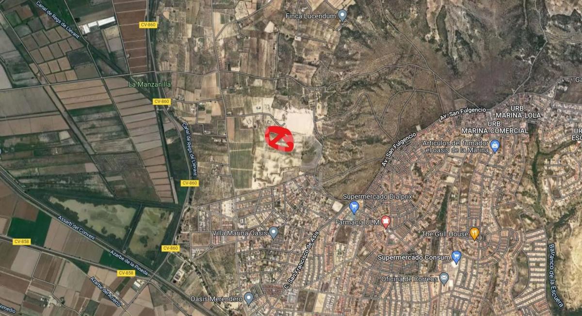 Terreno en venta en Elche / Elx, Alicante photo 3