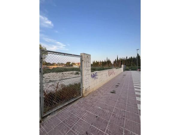 Terreno en calle Serra d'Alfaro photo 1