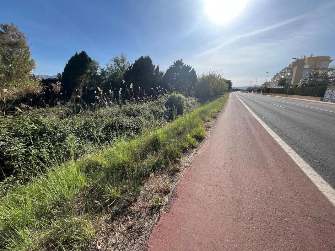 Terreno en venta en Denia, Alicante photo 3