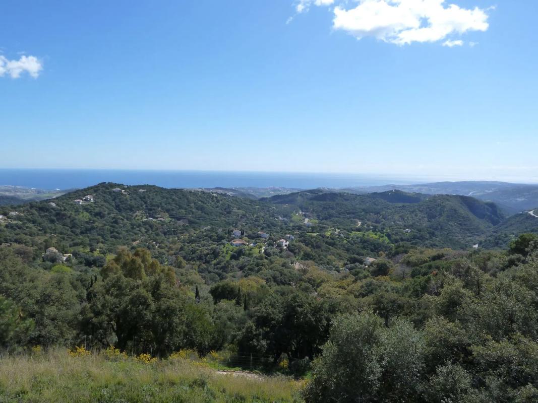 Terreno en venta en Casares, Malaga photo 1