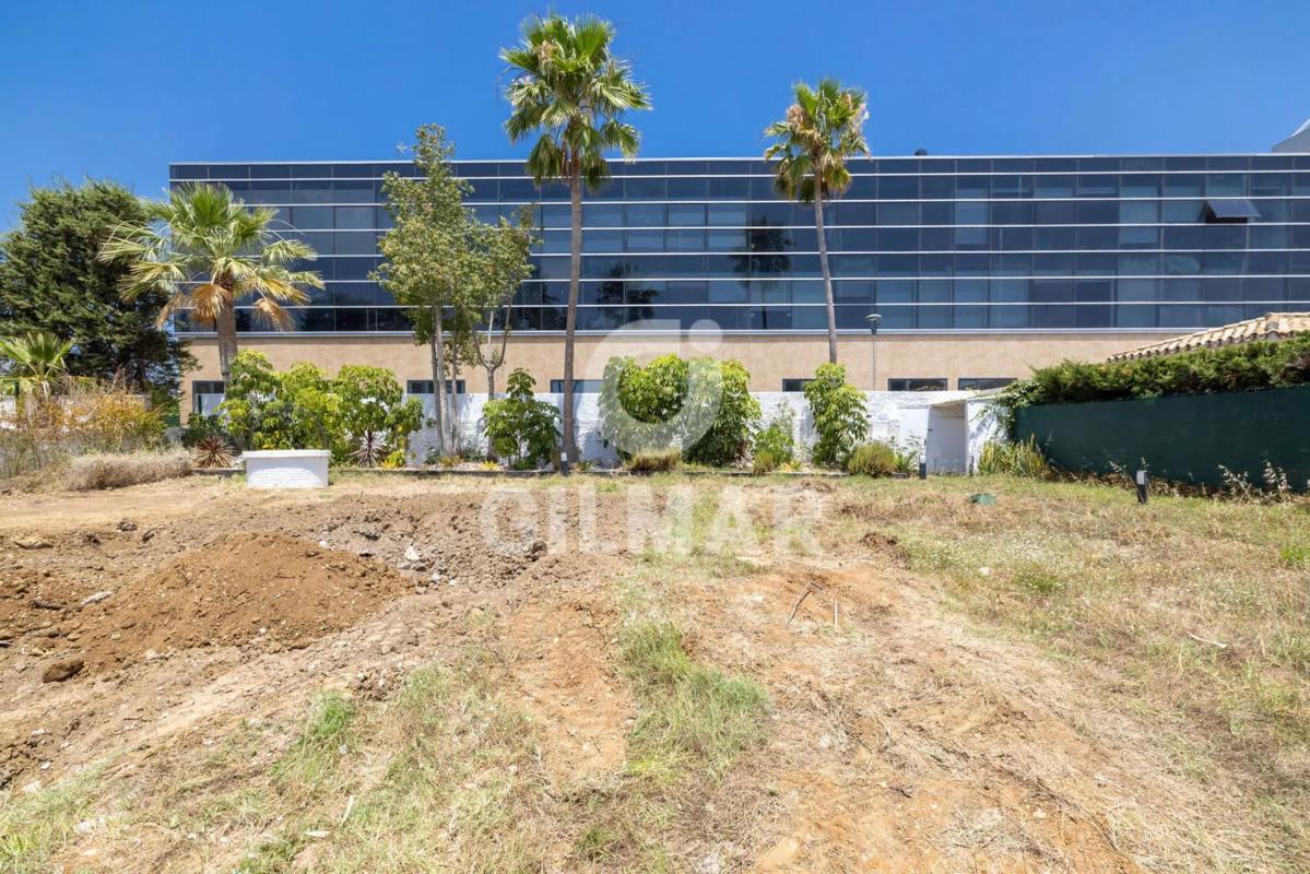 Terreno en venta en Estepona, Malaga photo 5