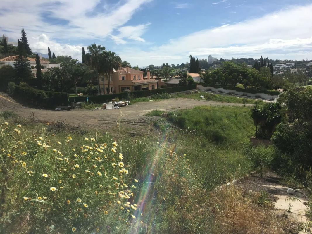 Terreno en venta en Estepona, Malaga photo 3