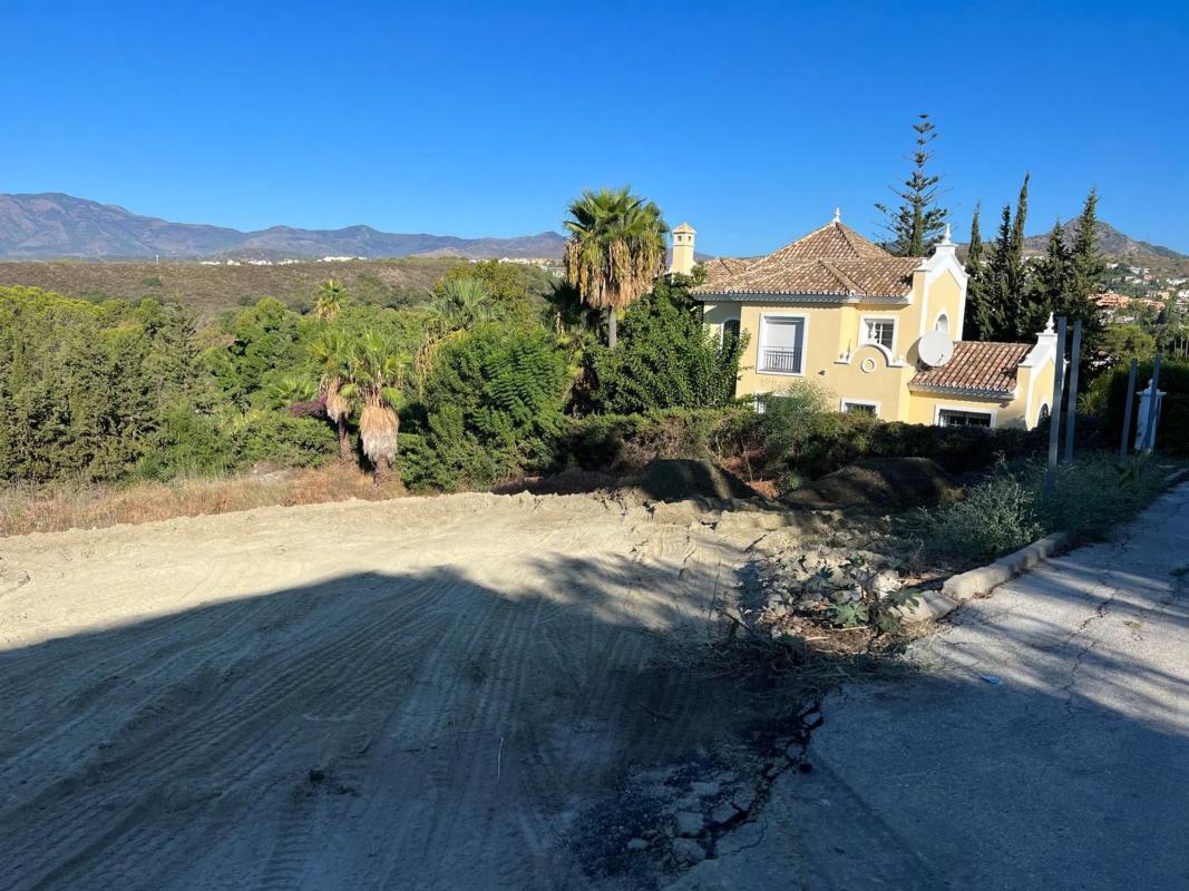 Land for sale in Estepona, Malaga photo 2
