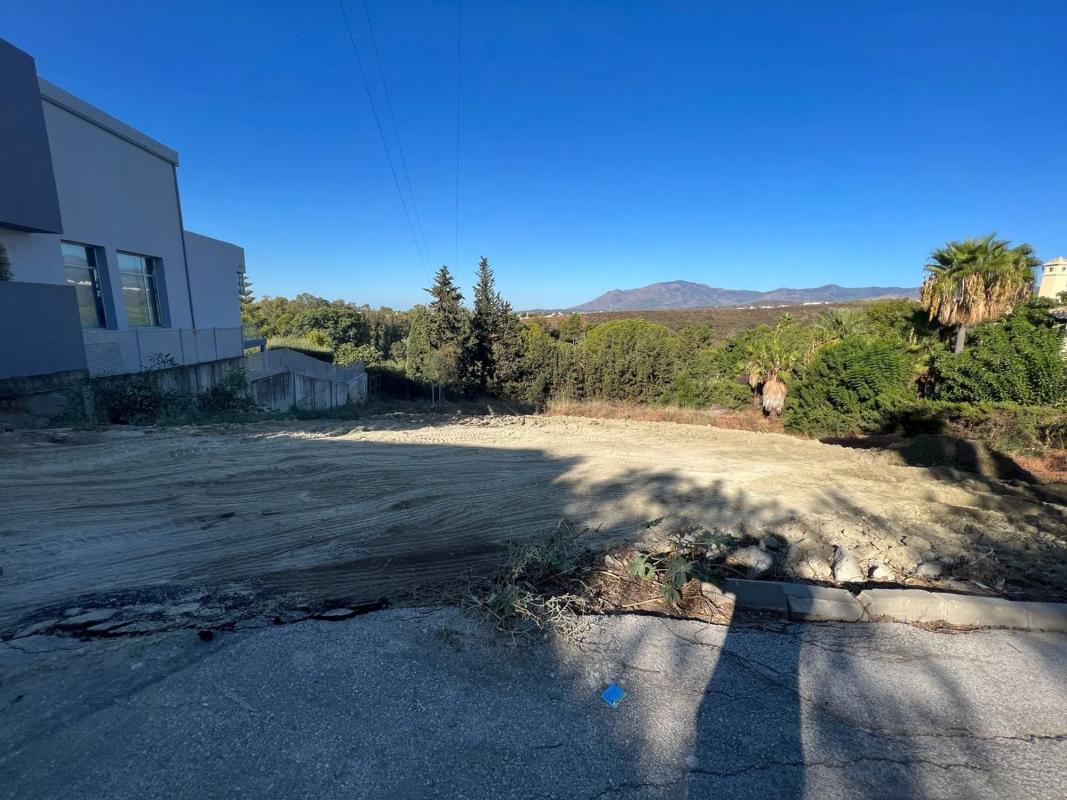 Land for sale in Estepona, Malaga photo 3