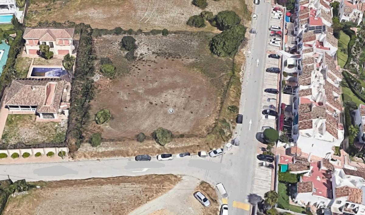 Land for sale in Estepona, Malaga photo 5