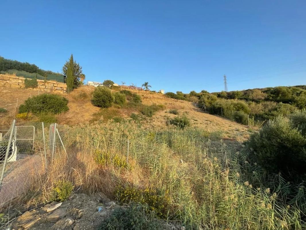 Terreno en venta en Estepona, Malaga photo 3
