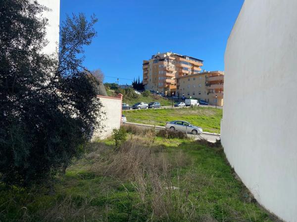 Terreno en calle Teodoro Rojo, 19 thumbnail 2