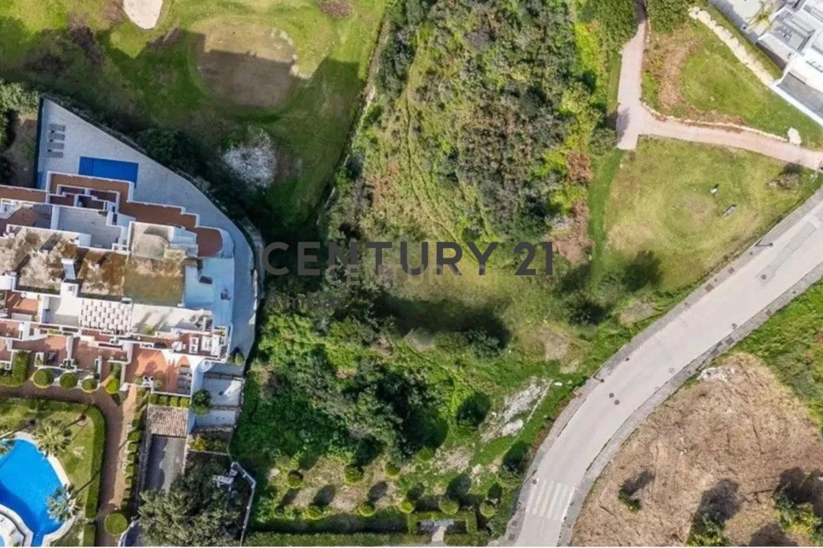 Land for sale in Estepona, Malaga photo 2