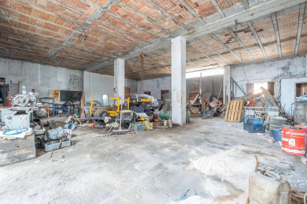 Terreno en venta en Estepona, Malaga photo 2