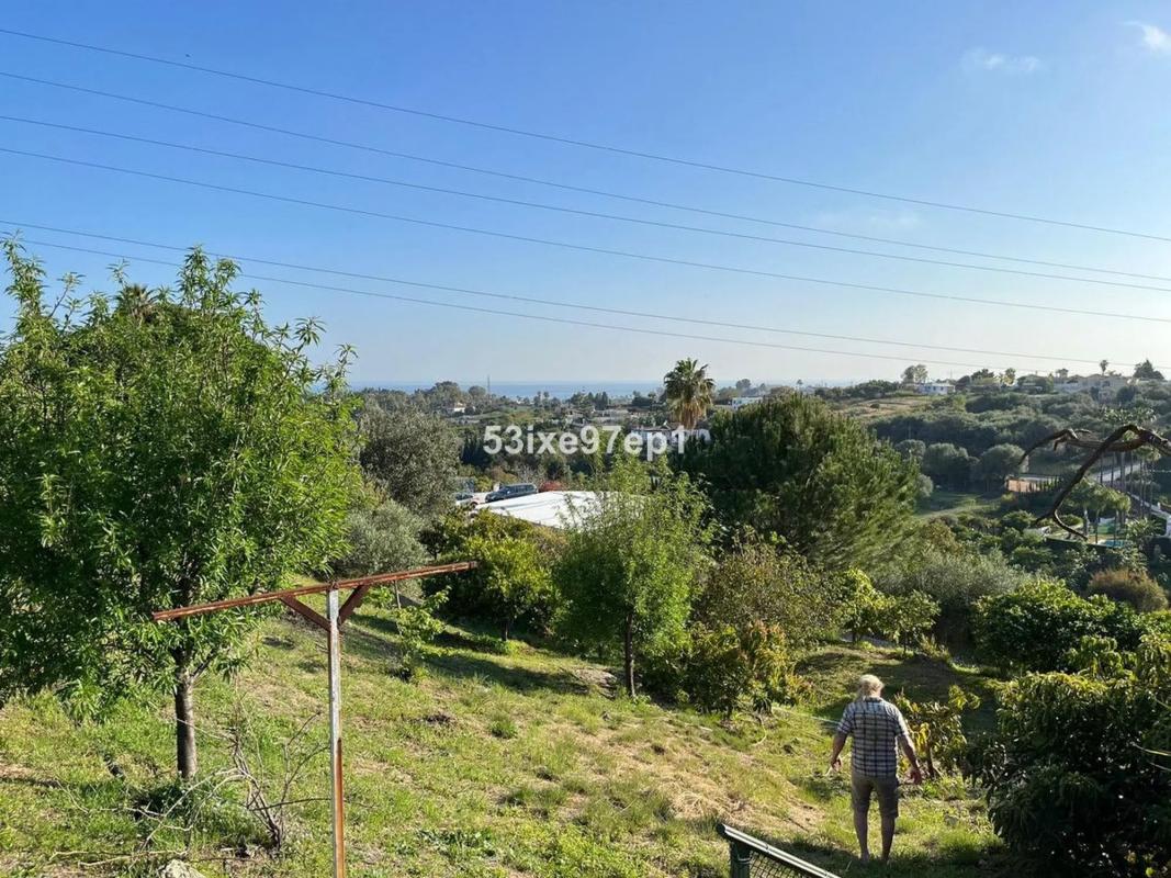 Land for sale in Estepona, Malaga photo 3
