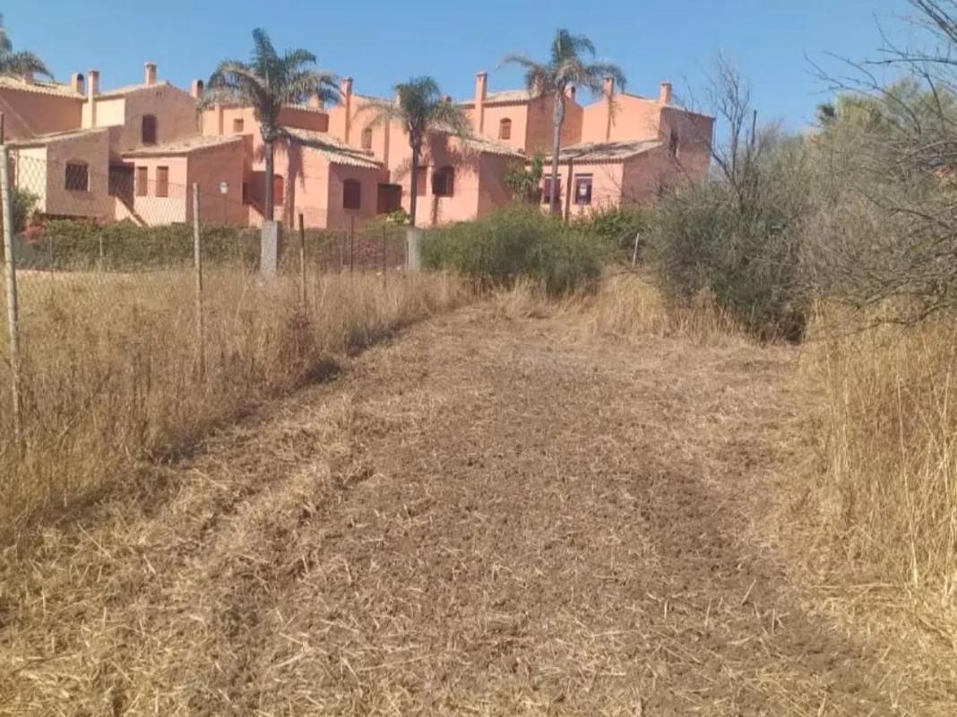 Terreno en venta en Estepona, Malaga photo 2