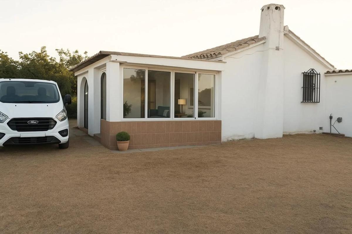 Terreno en venta en Estepona, Malaga photo 3
