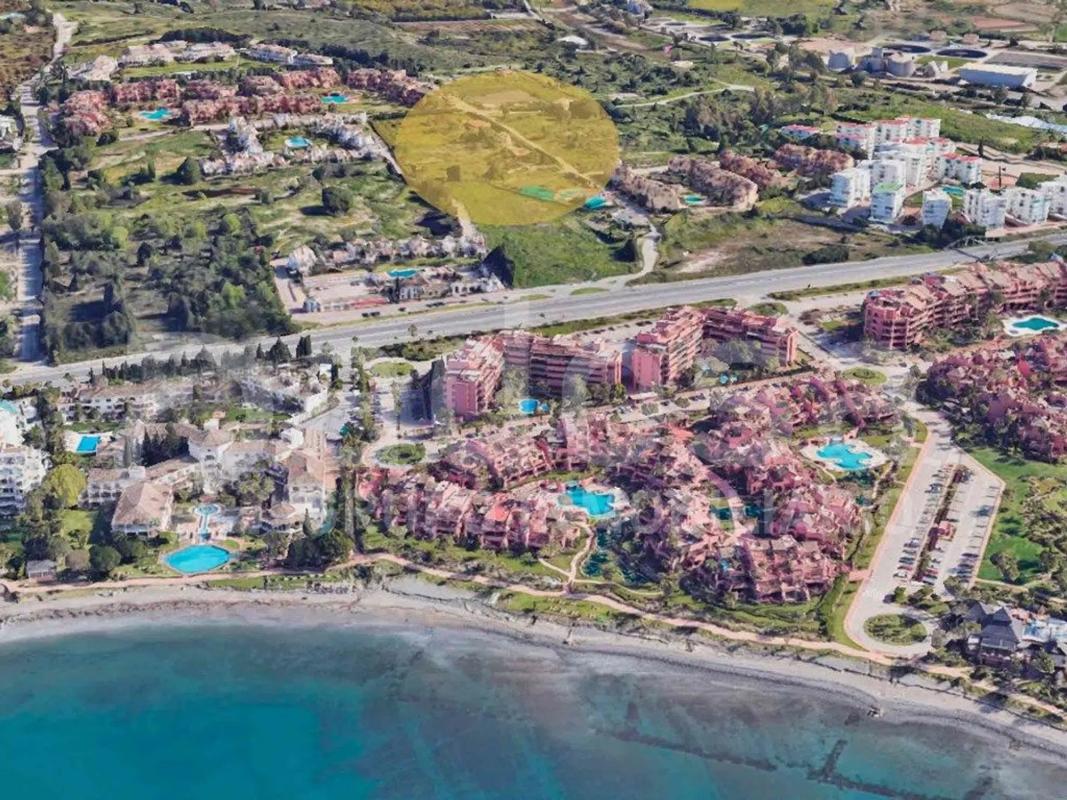 Terreno en venta en Estepona, Malaga photo 5