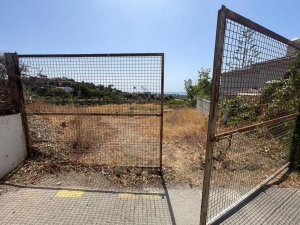 Terreno en calle del Pinsapo, 36 thumbnail 2