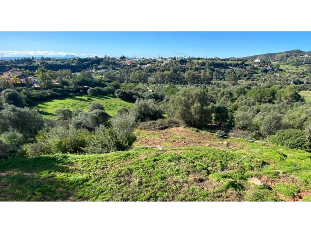 Terreno en venta en Estepona, Malaga photo 3