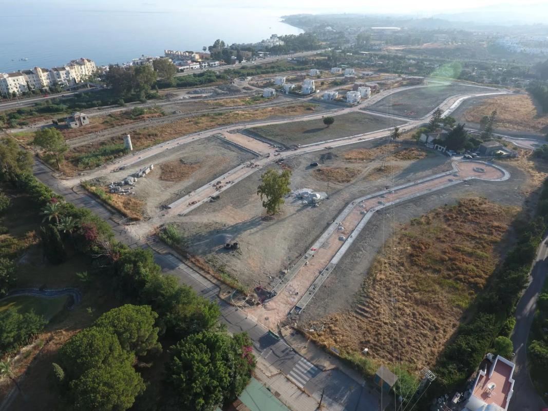 Terreno en venta en Estepona, Malaga photo 3