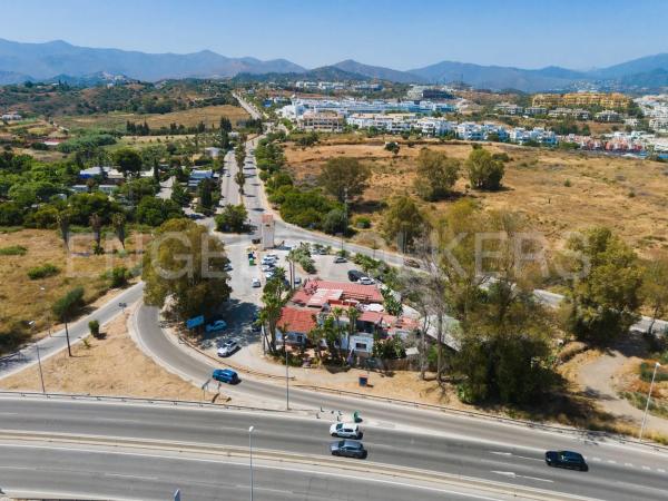 Terreno en avenida Parque Selwo photo 4