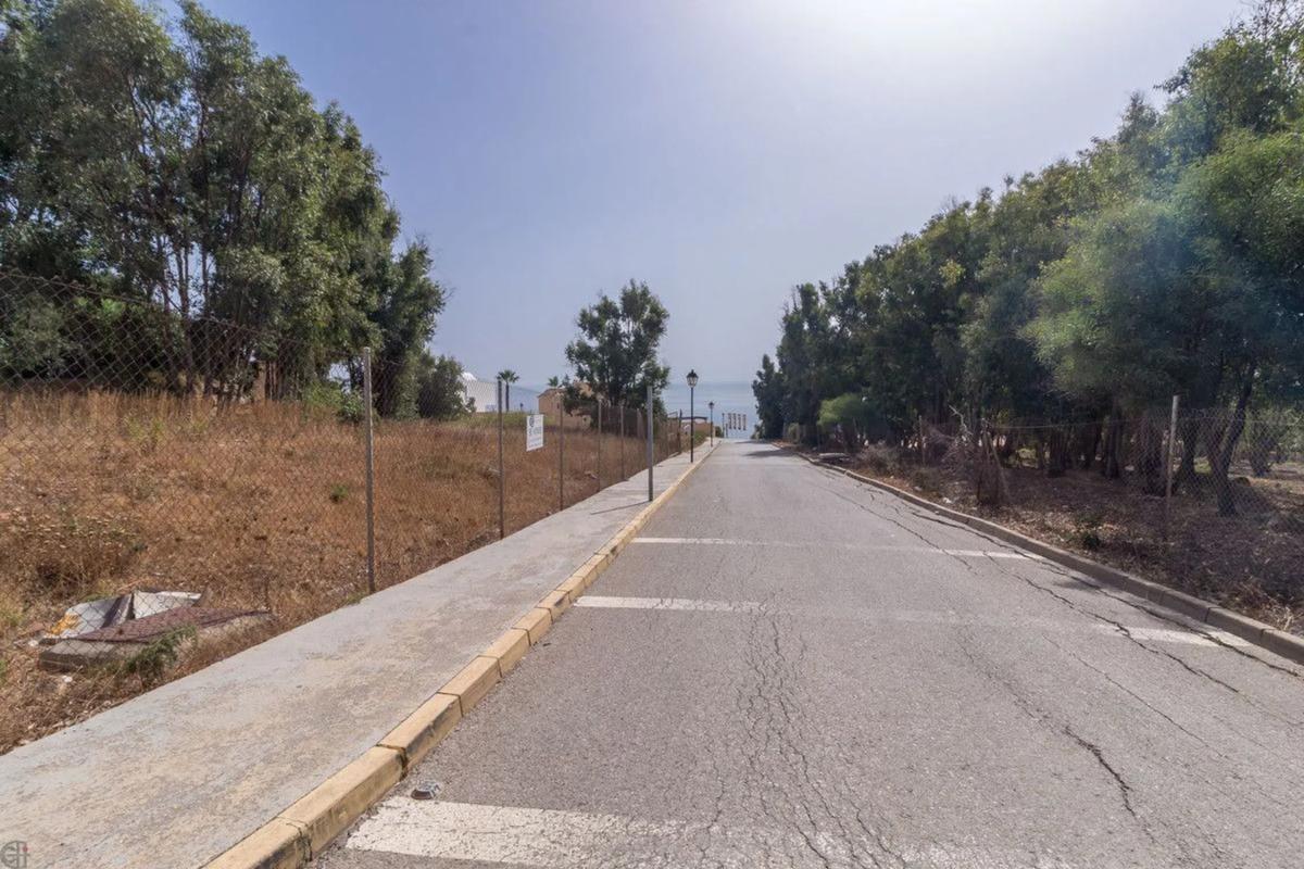 Terreno en venta en Manilva, Malaga photo 4