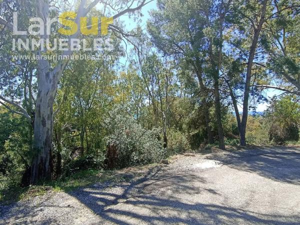 Terreno en calle Torcal, 30 thumbnail 1
