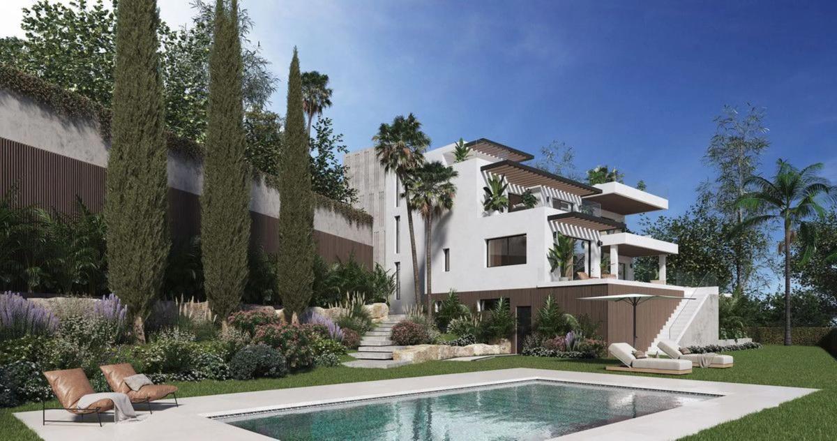 Terreno en venta en Benalmádena, Malaga photo 1