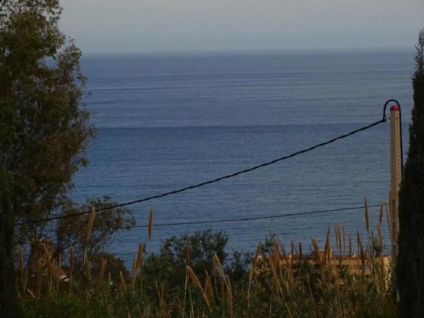 Terreno en carretera Costa del Sol thumbnail 2