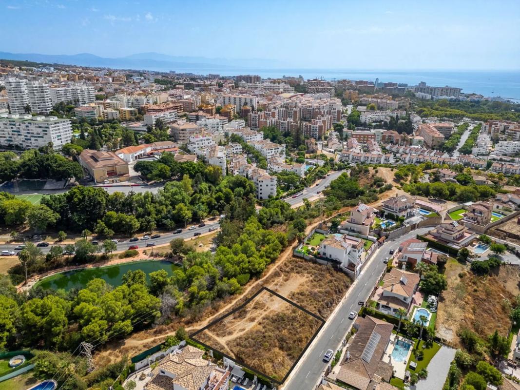 Land for sale in Benalmádena, Malaga photo 2