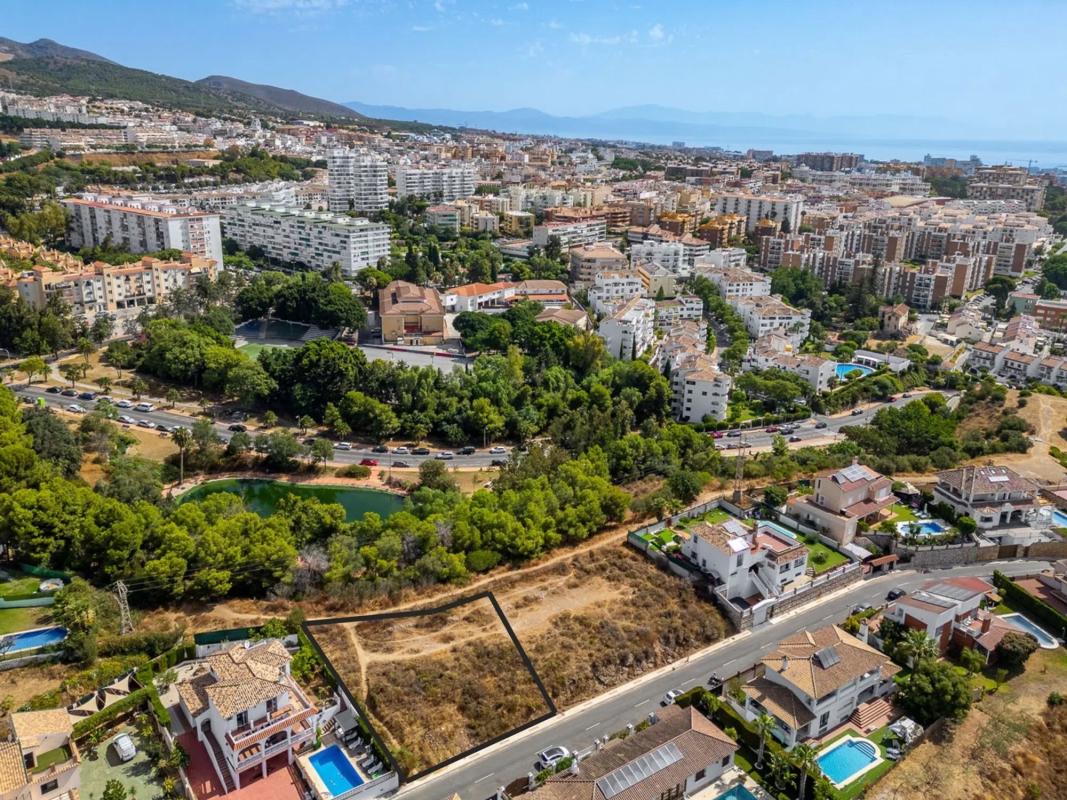 Land for sale in Benalmádena, Malaga photo 4