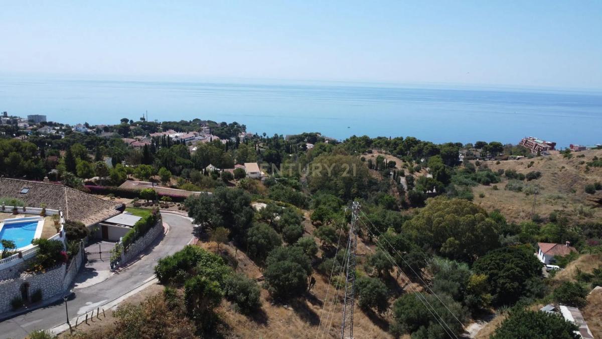 Terreno en venta en Benalmádena, Malaga photo 2