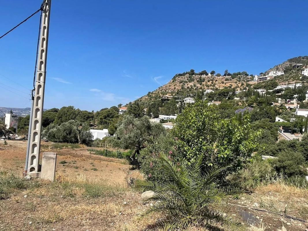 Działka na sprzedaż w Fuengirola, Malaga photo 3