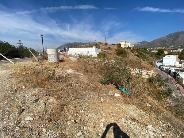 Terreno en calle Amapolas thumbnail 1